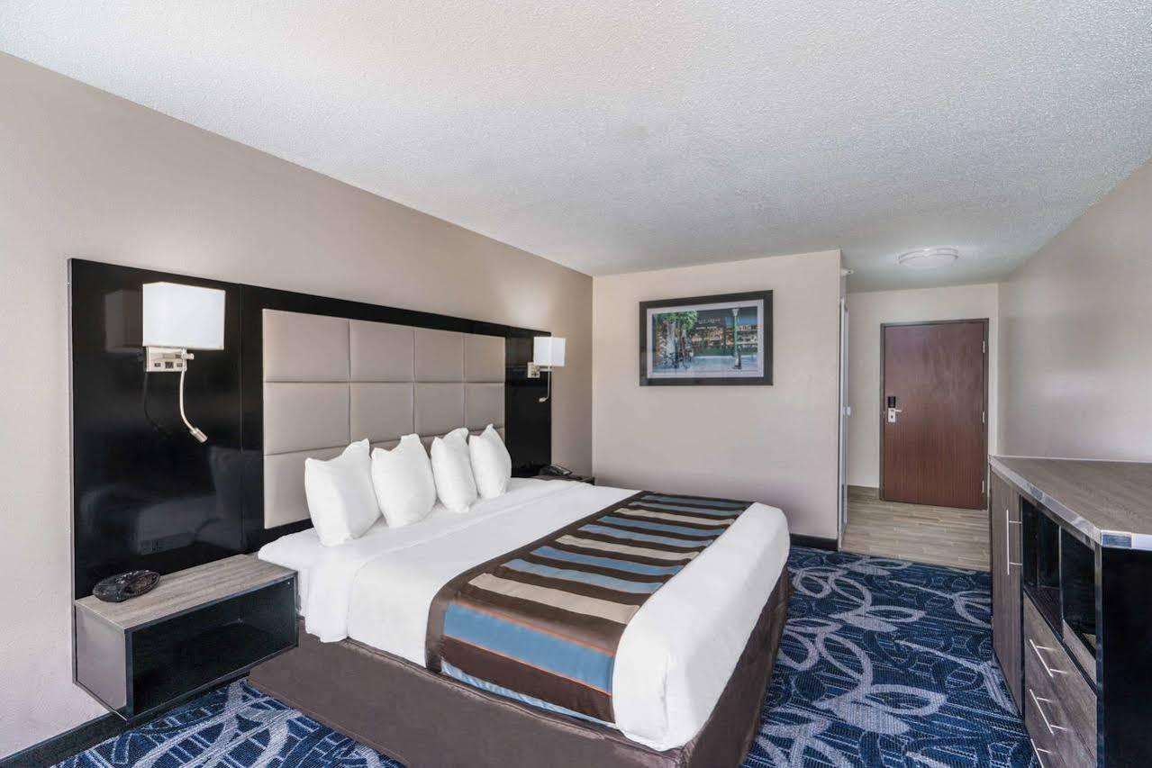 Comfort Inn & Suites Liverpool - Syracuse Exteriör bild