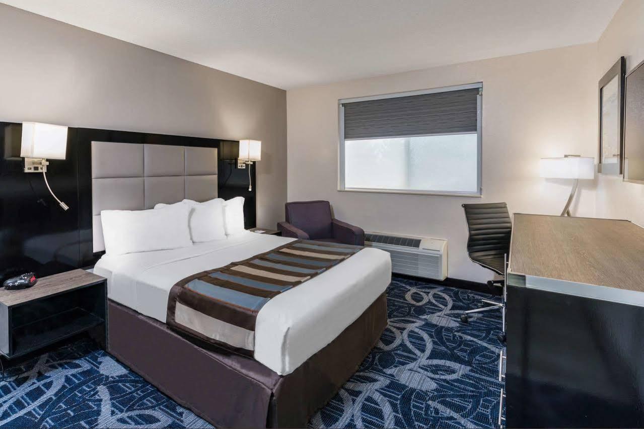 Comfort Inn & Suites Liverpool - Syracuse Exteriör bild