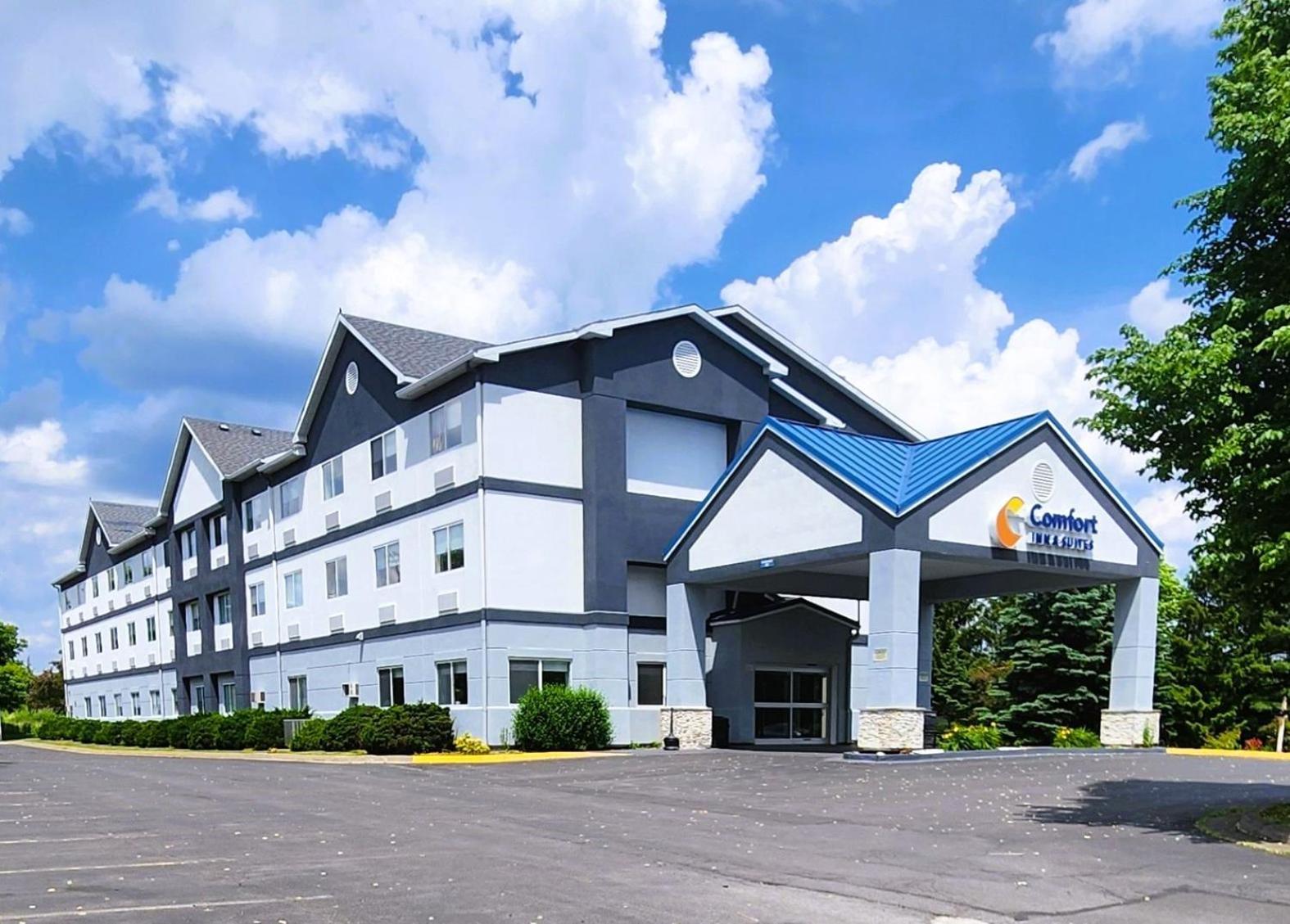 Comfort Inn & Suites Liverpool - Syracuse Exteriör bild