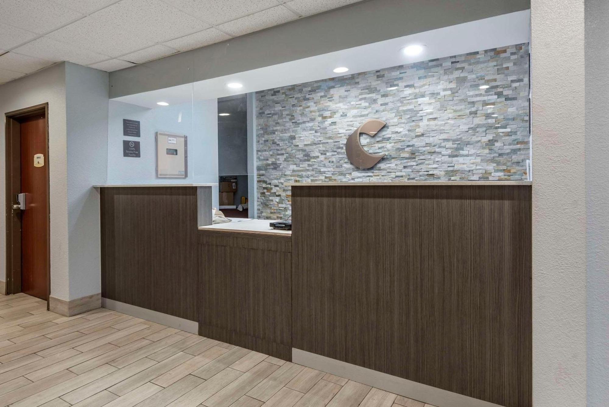 Comfort Inn & Suites Liverpool - Syracuse Exteriör bild