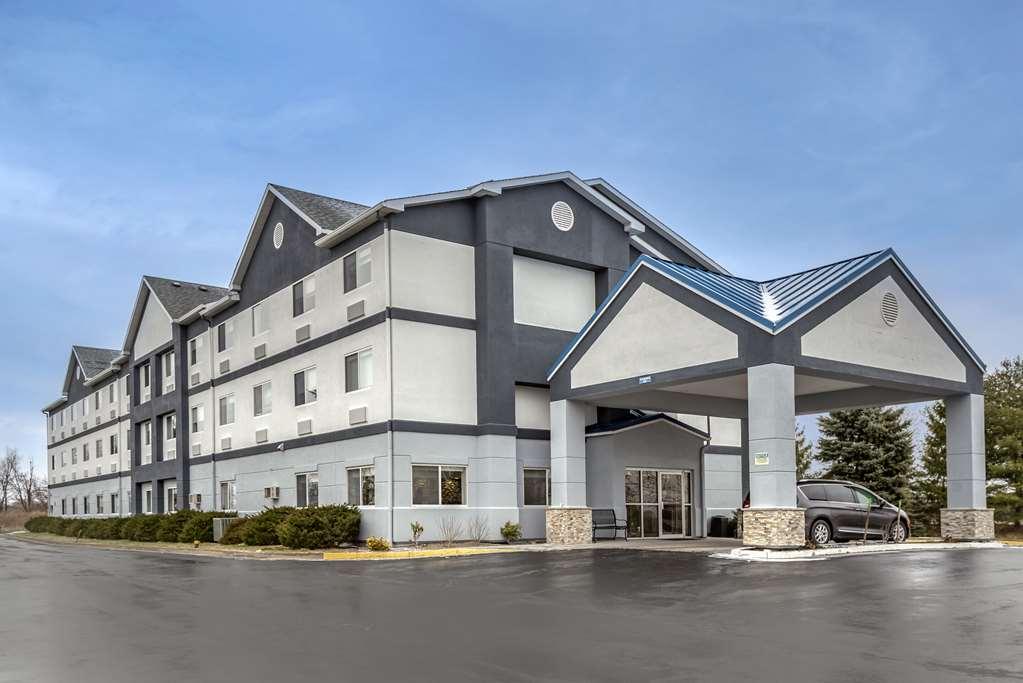 Comfort Inn & Suites Liverpool - Syracuse Exteriör bild
